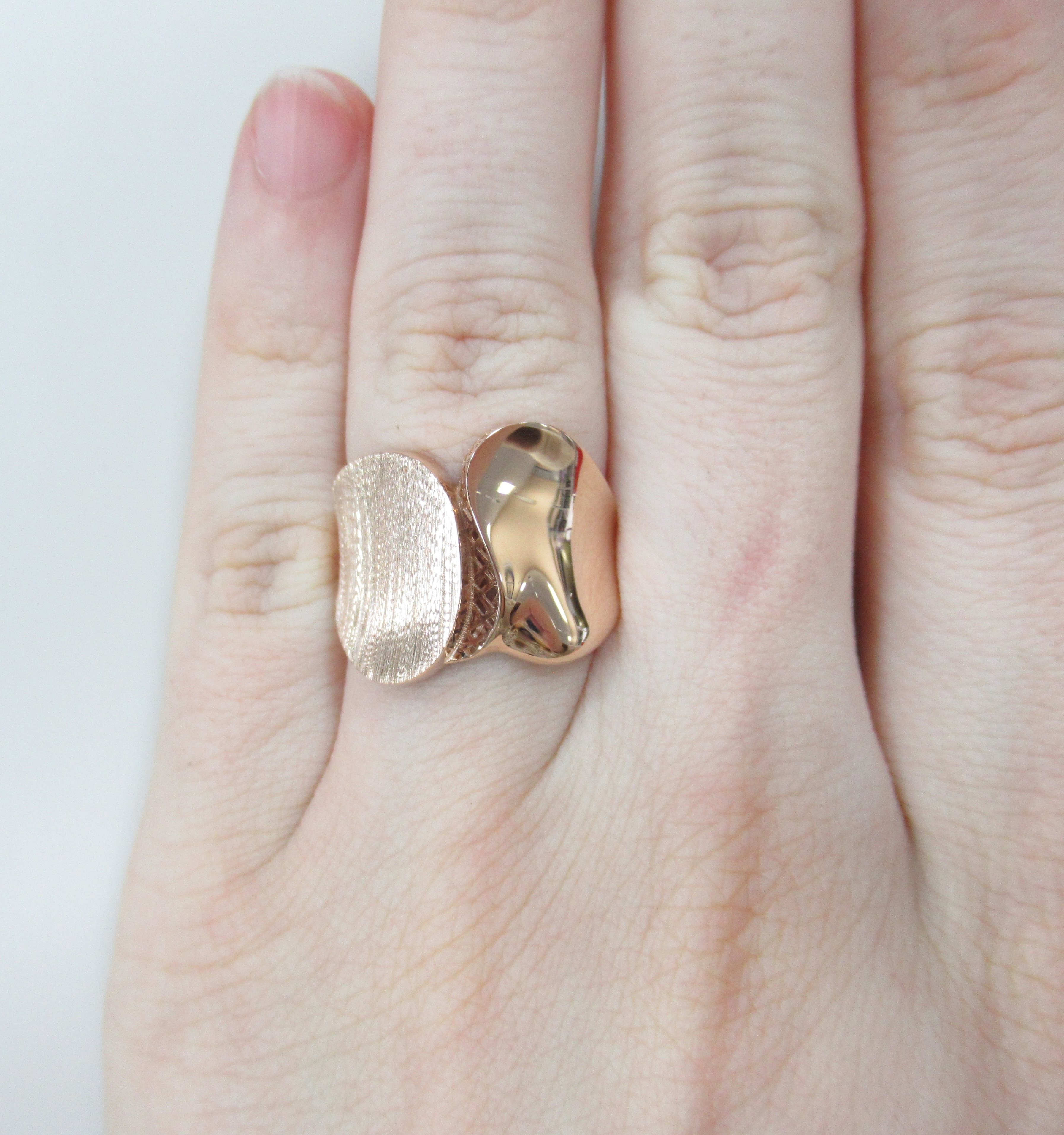 Кольцо из золота